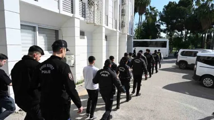 Dolandırıcılık şebekesi çökertildi: 100 milyonluk para trafiği ortaya çıktı