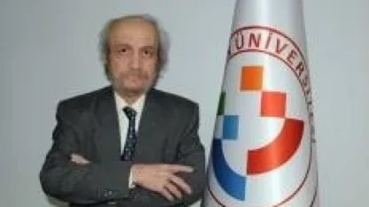 Prof. Dr. Durmuş Ekiz üniversitenin lojmanında ölü bulundu