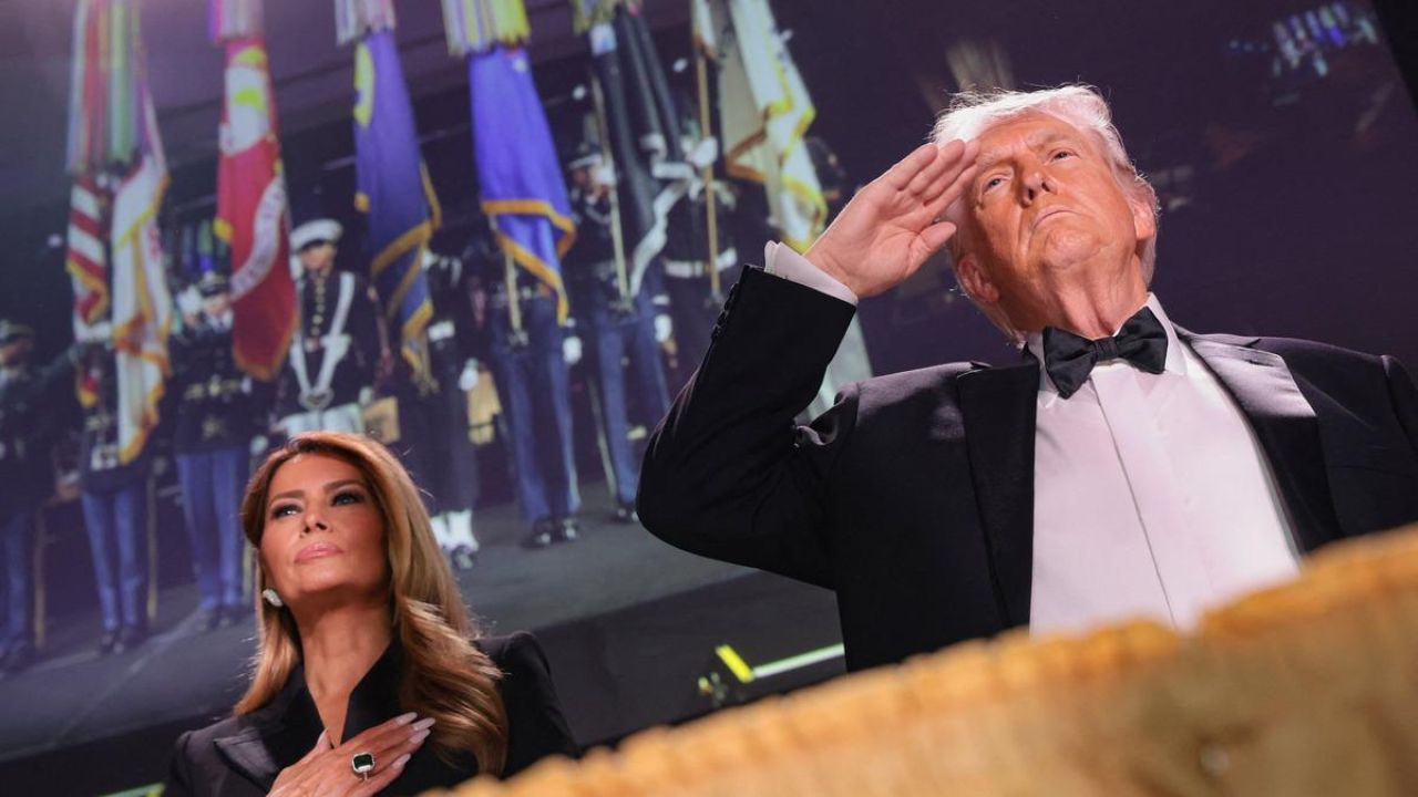 ABD'li televizyoncunun Melania Trump yorumu Trump'ı çıldırttı: Derhal kovulmalı