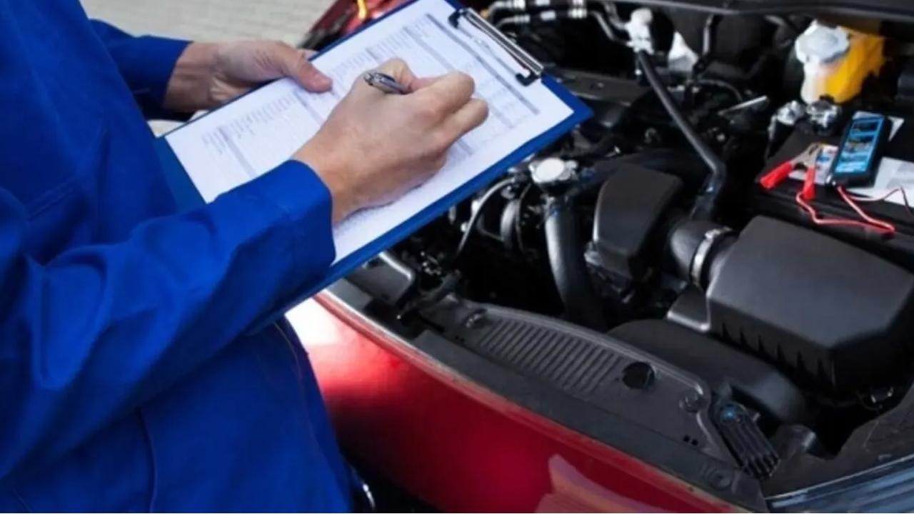 Araç bakım sorumlusu nedir, ne iş yapar, ne kadar maaş alır?