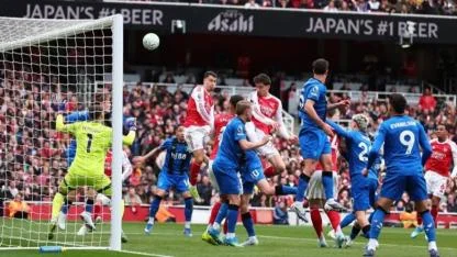 Arsenal'a şampiyonluk yolunda büyük çelme!