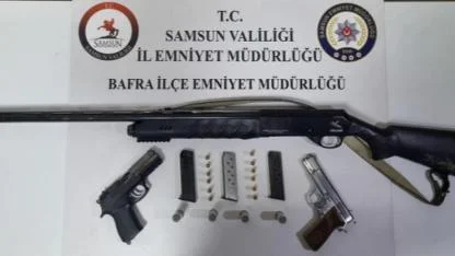 Bafra’da Ruhsatsız Silah Operasyonu: Çok Sayıda Silah ve Mühimmat Ele Geçirildi