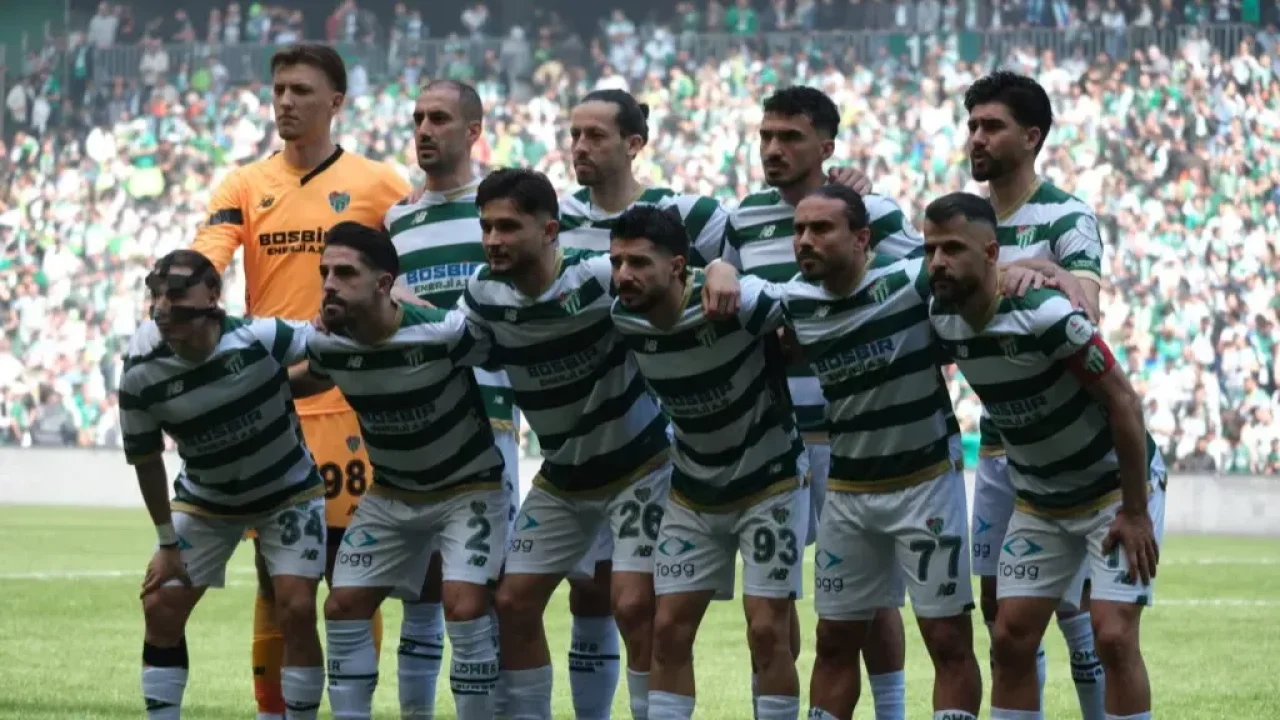 Bursaspor 2.Lig'de şampiyon oldu! Trendyol 1. Lig'e yükseldi