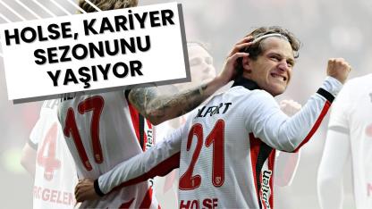 Carlo Holse Samsunspor'da kariyer sezonunu yaşıyor