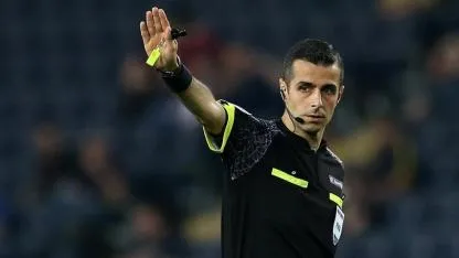 Eski hakem Mete Kalkavan: Sahalarda kazandığım özellikler iş hayatıma yansıdı