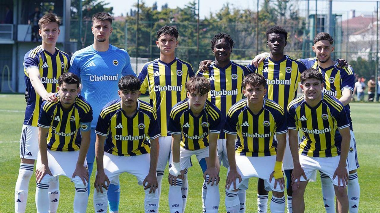 Fenerbahçe Galatasaray'ı mağlup etti