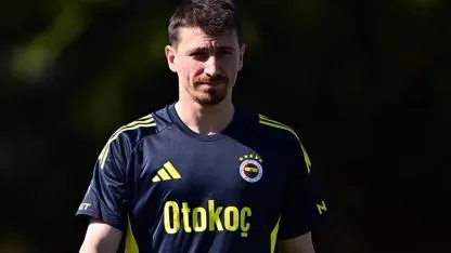 Fenerbahçe Spor Kulübü'nden Mert Hakan Yandaş açıklaması!