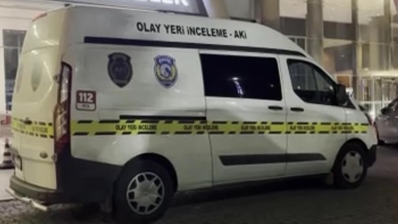 İstanbul'da cani baba kızını öldürdü, eski eşini ağır yaraladı