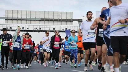 İstanbul'da hangi yollar trafiğe kapatılacak? 21'inci İstanbul Yarı Maratonu başlıyor!