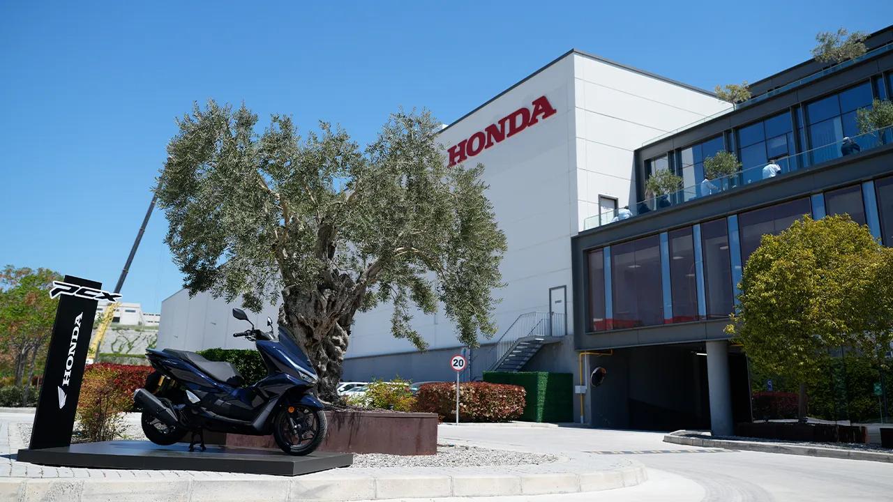 Japon otomobil devi Honda yeni fabrika açtı