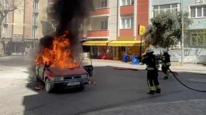 LPG'li otomobil alev alev yandı!