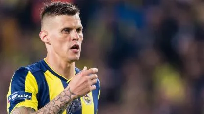 Martin Skrtel'den Fenerbahçe'ye destek paylaşımı