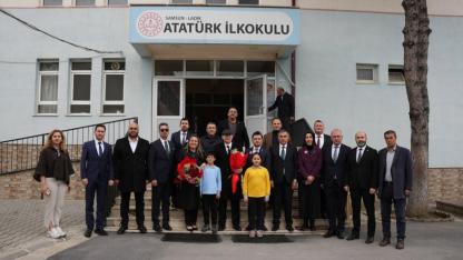 MHP Samsun Milletvekili Topsakal, öğrencilerle buluştu