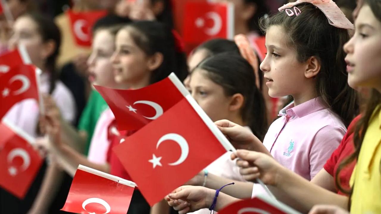 Okullarda 23 Nisan etkinlikleri iptal mi?