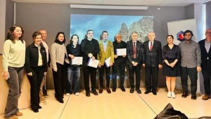 OMÜ'de fotoğrafın doğa, kent ve mimarlıkla kurduğu bağ ele alındı