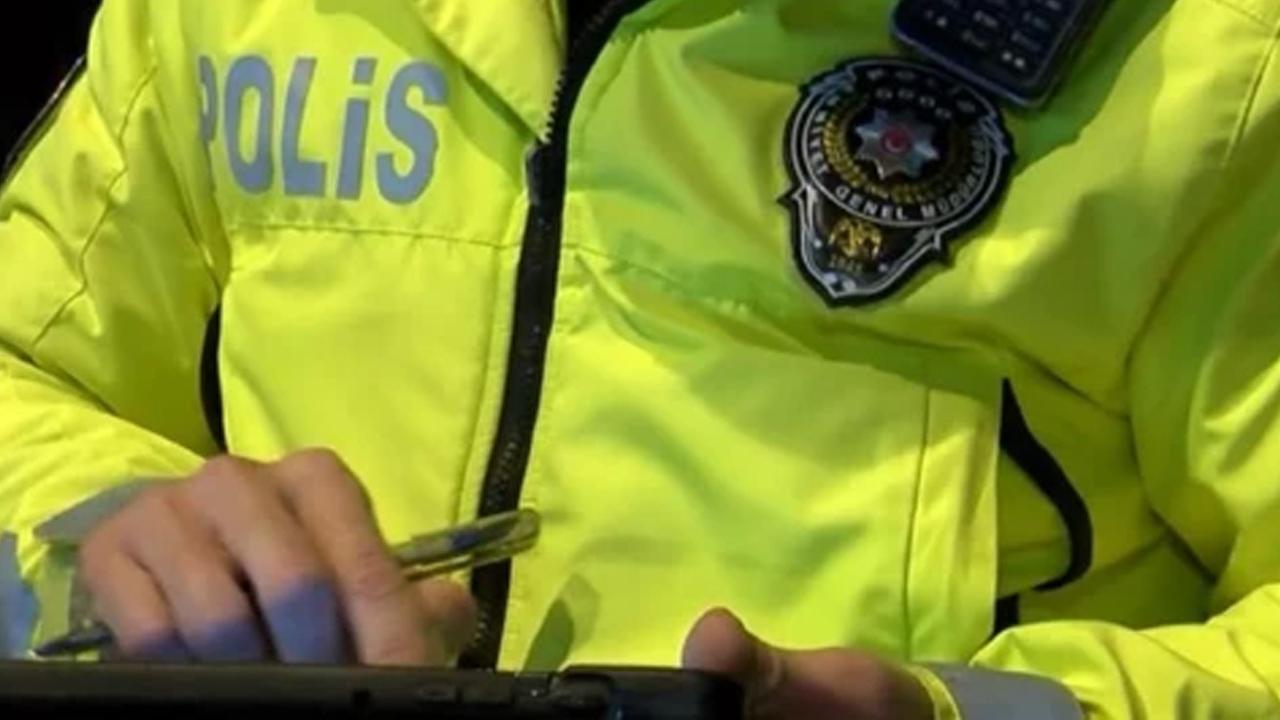 Polise yumruk atmıştı! Tutuklandı
