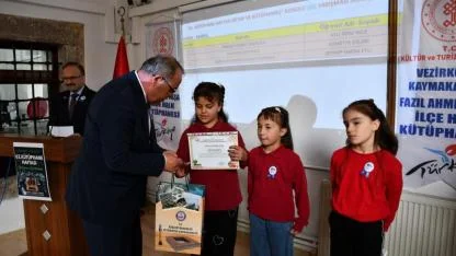 Samsun Vezirköprü'de kitap kurtlar ödüllendirildi