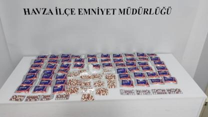 Samsun'da araçta uyuşturucu ele geçirildi: 2 gözaltı