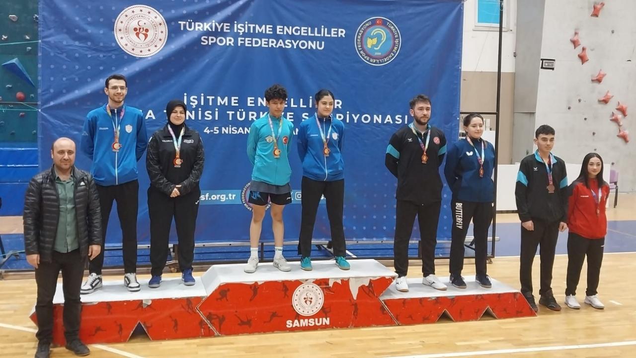 Samsun'da İşitme Engelliler Masa Tenisi Türkiye Şampiyonası düzenlendi