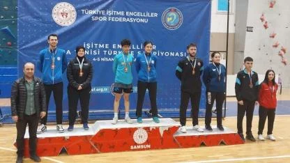 Samsun'da İşitme Engelliler Masa Tenisi Türkiye Şampiyonası düzenlendi