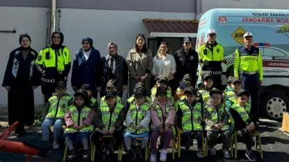 Samsun'da minikler polis oldu