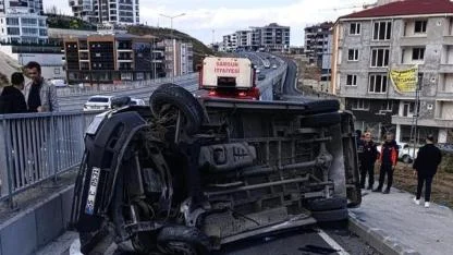 Samsun’da okul servisi devrildi