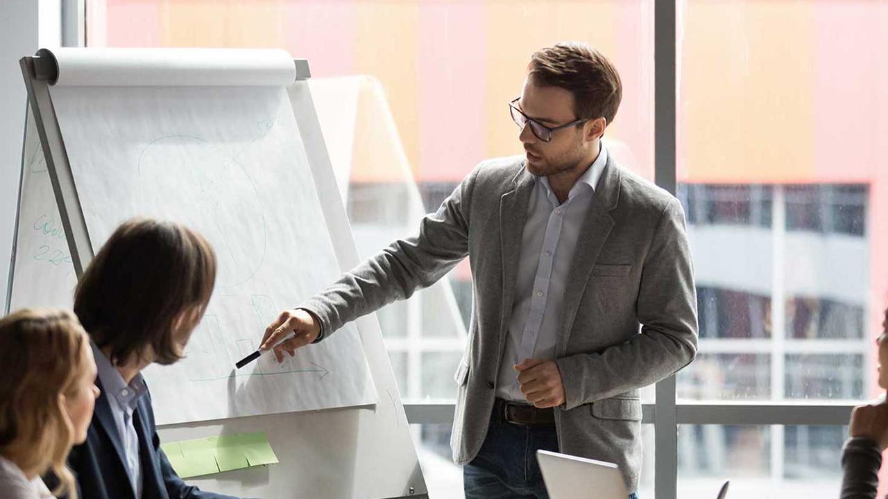 Satış şefi nedir, ne iş yapar, ne kadar maaş alır?