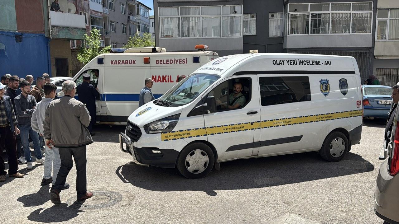 Sezgin Bulut evinde ölü bulundu