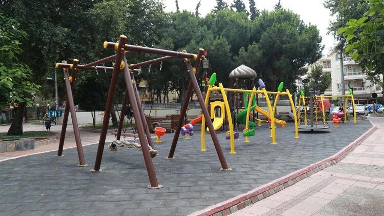 Trabzon'da boşandığı eşini bıçakladı