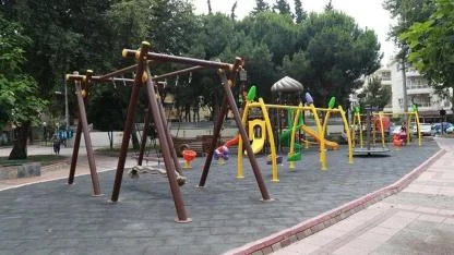 Trabzon'da boşandığı eşini bıçakladı