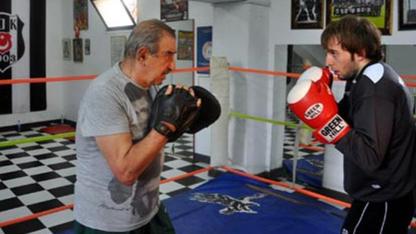 Türk boks camiası yasta!  Yurdakul Güleren hayatını kaybetti