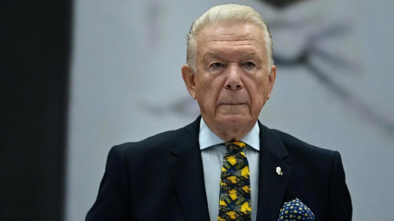 Uğur Dündar'dan dolandırıcılık açıklaması