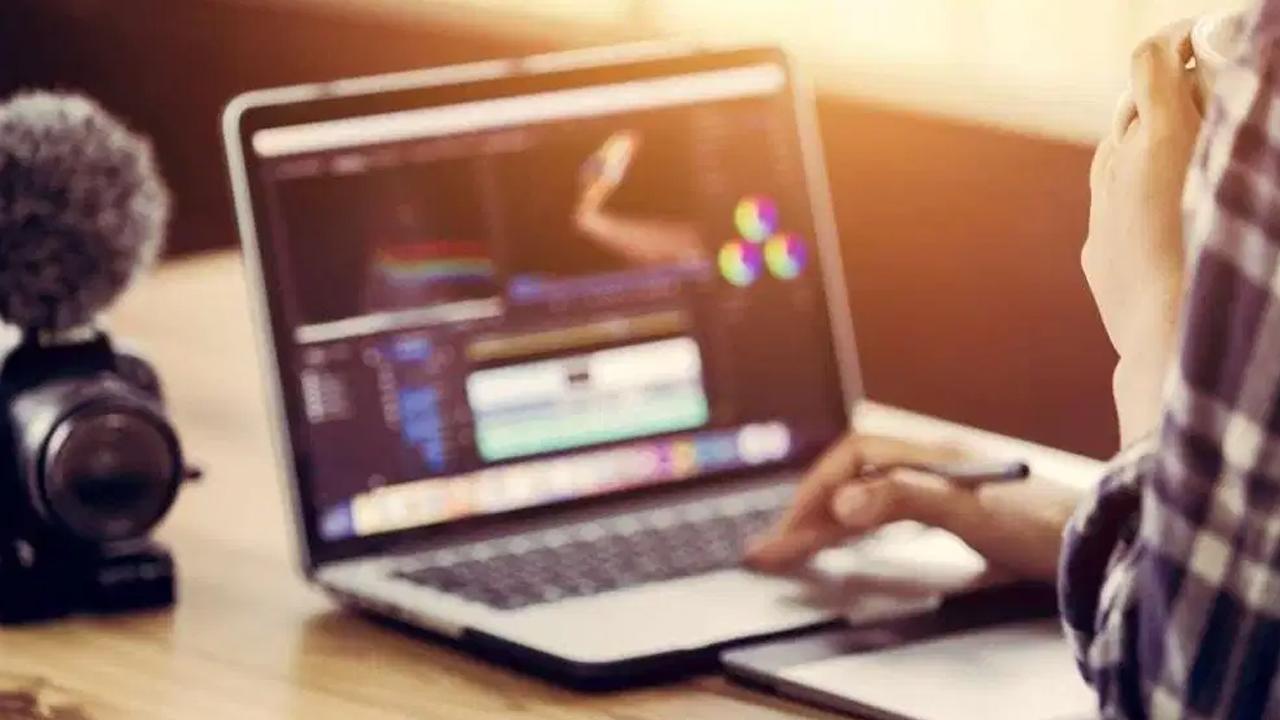 Video editörü nedir, ne iş yapar, ne kadar maaş alır?