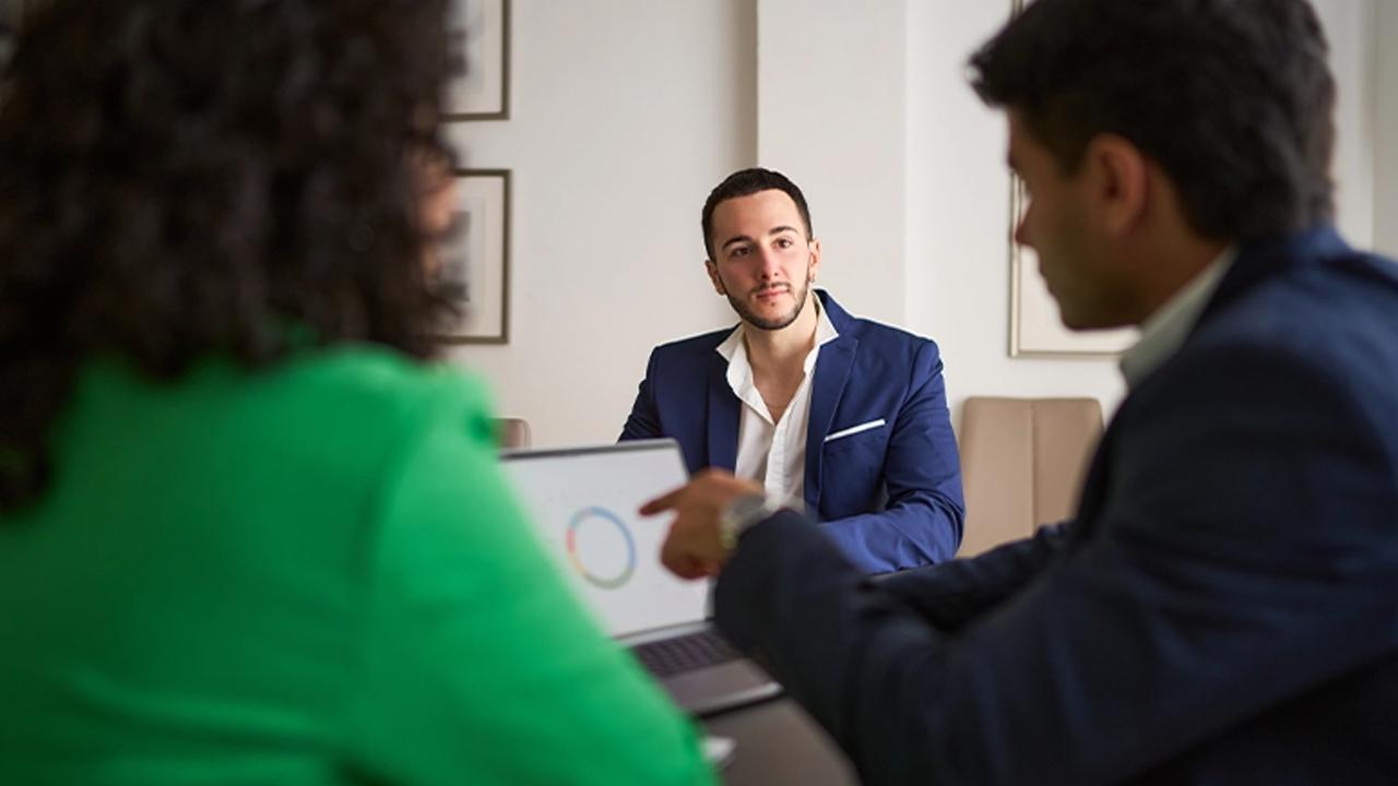 Yatırım danışmanı nedir, ne iş yapar, ne kadar maaş alır?