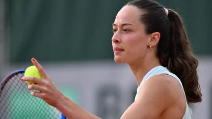 Zeynep Sönmez kimdir?