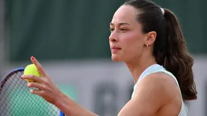 Zeynep Sönmez kimdir?