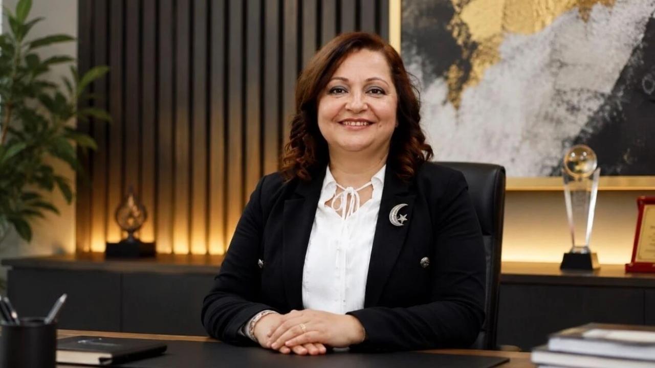 Burcu Köksal kimdir?