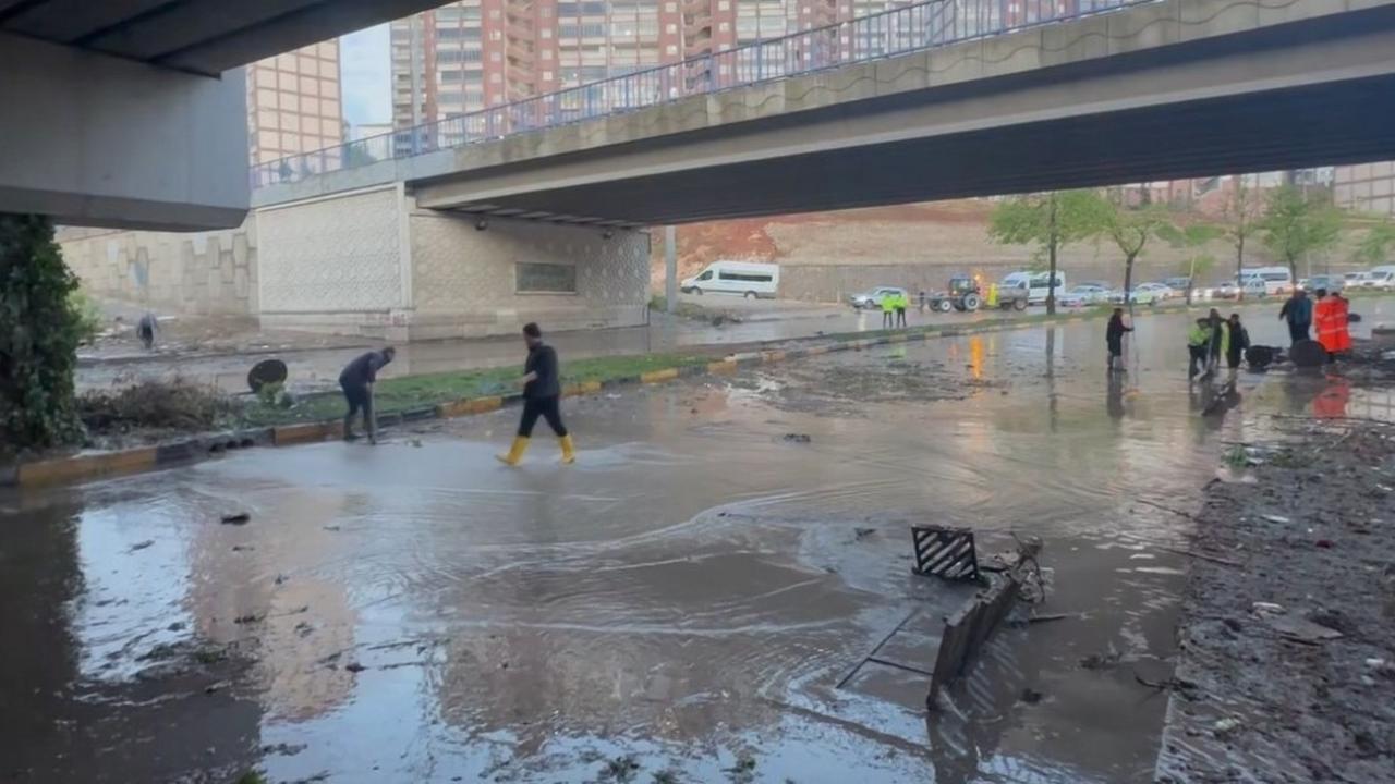 Gaziantep "süper hücre" fırtınası! Gaziantep kabusu yaşadı