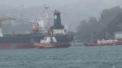 İstanbul Boğazı'nda gemi arızalandı