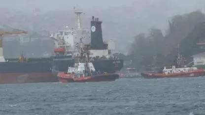 İstanbul Boğazı'nda gemi arızalandı