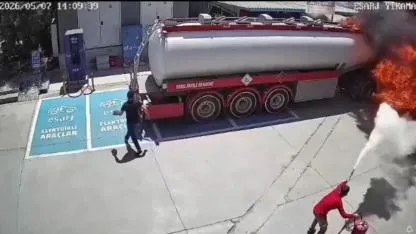 Mazot yüklü tanker alev aldı!