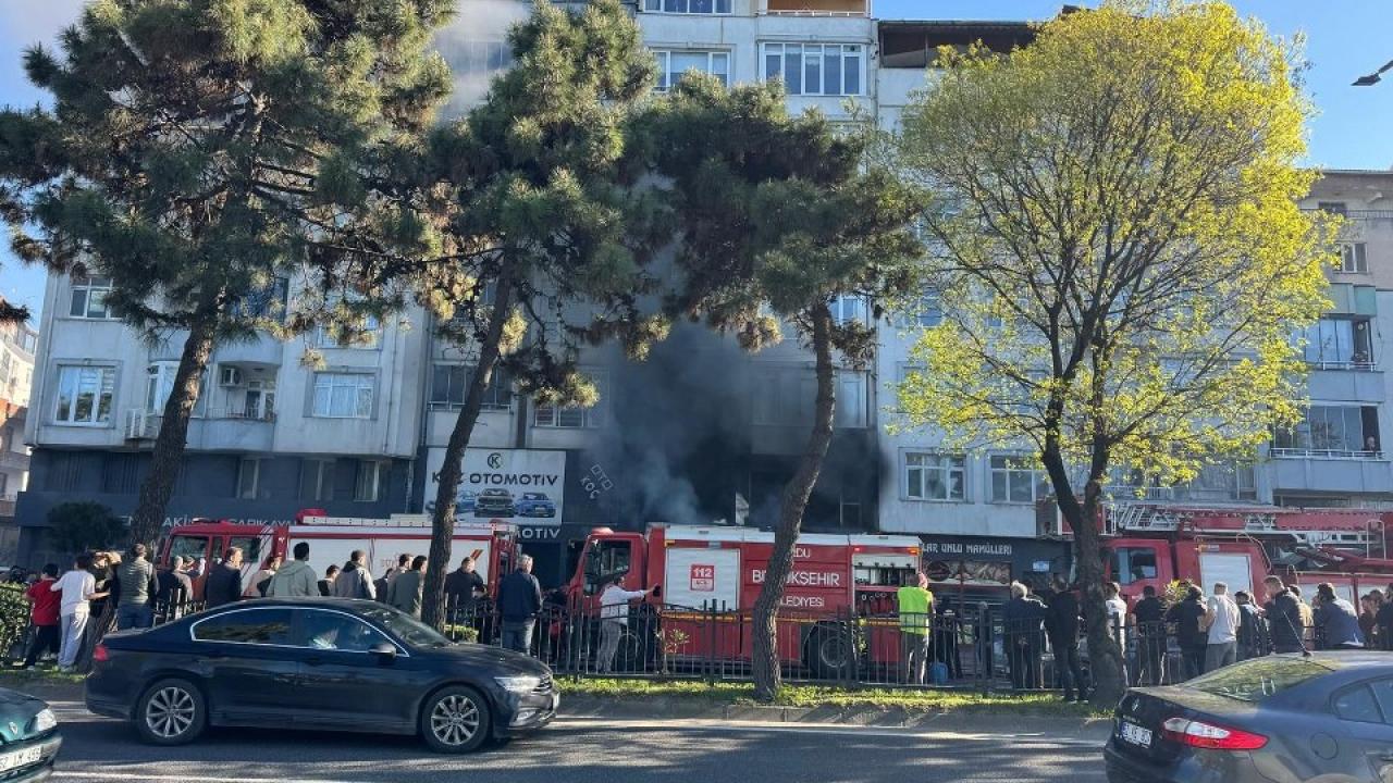 Oto aksesuar dükkanında patlama!