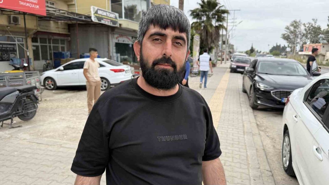 Park halindeki aracın altına giren çocuk son anda kurtarıldı