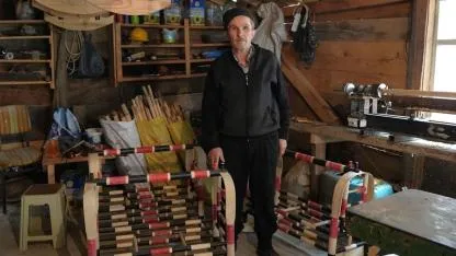 Samsun'da Sefer Uyar, geleneksel beşik üretimini 50 yıldır sürdürüyor