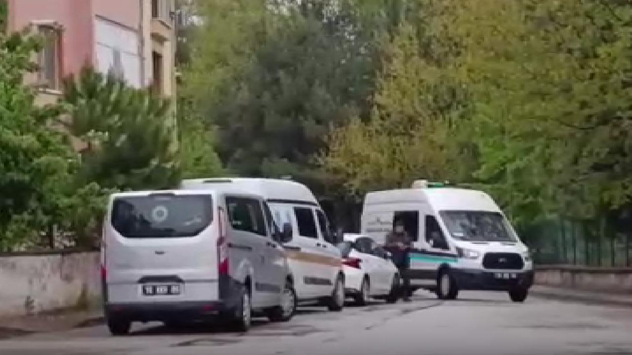 Selma öğretmenden acı haber! Evinde ölü bulundu
