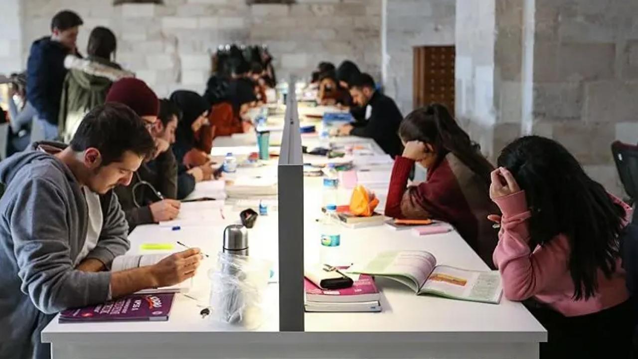 Üniversitelilere müjde! Düşük not aldığını düşünen dava açabilir