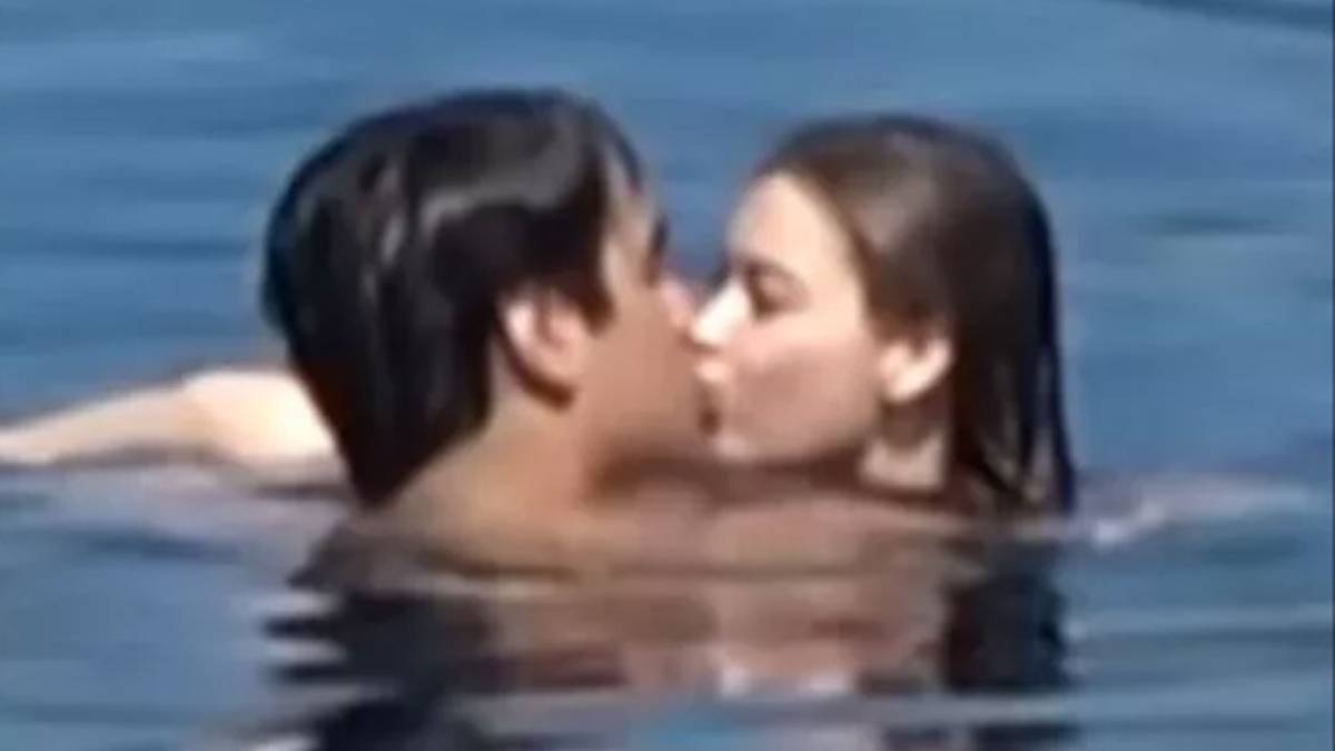 Afra Saraçoğlu ile Mert Ramazan Demir ayrıldı mı?