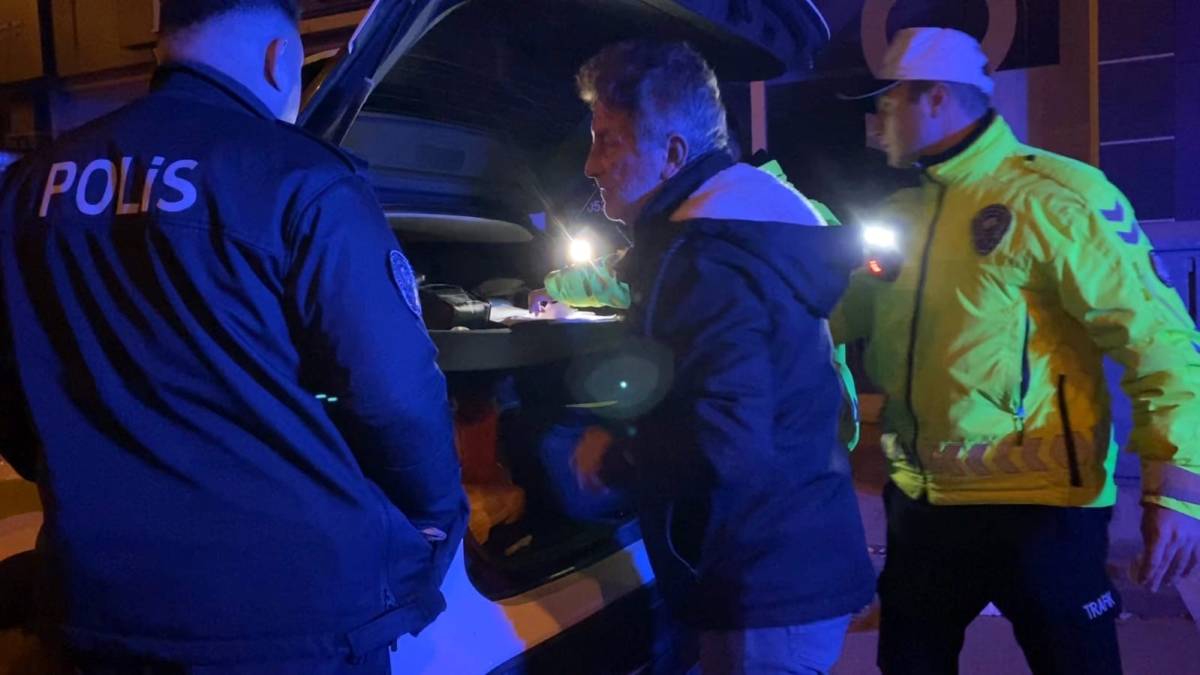 Alkollü sürücü aracını yere göğe sığdıramadı