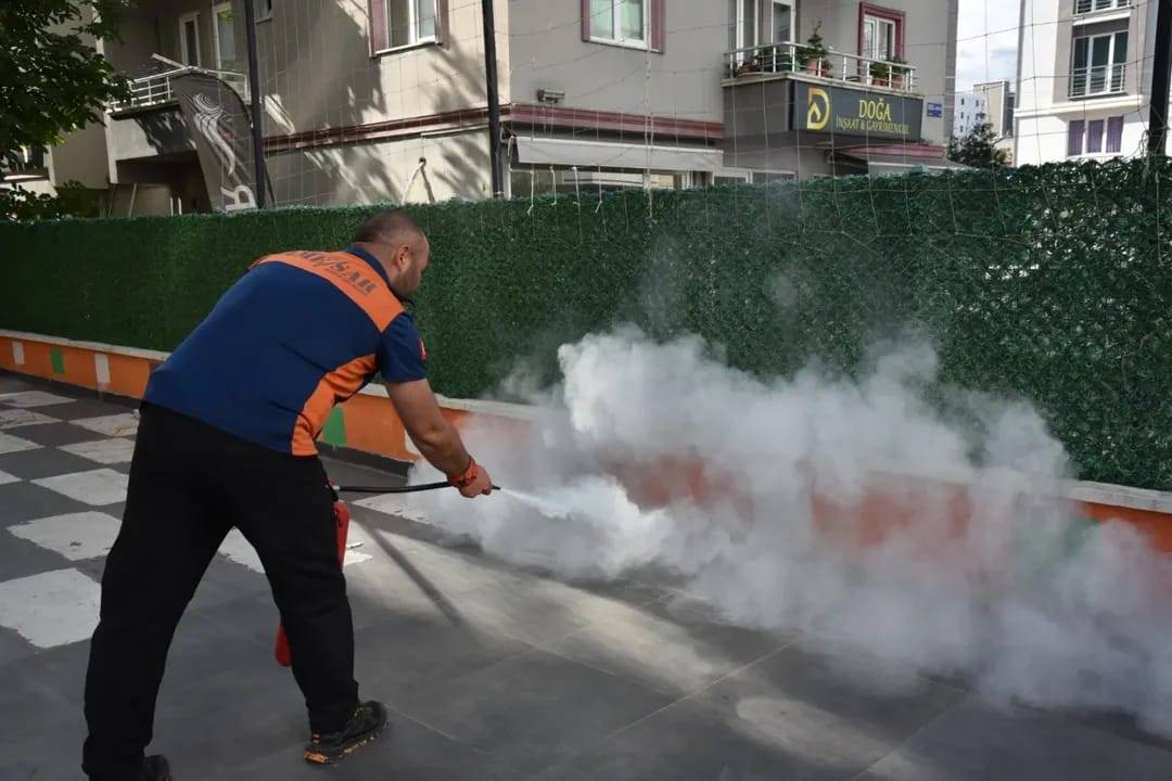 Atakum'da öğrencilere ‘Afet Bilinci Eğitimi’ verildi