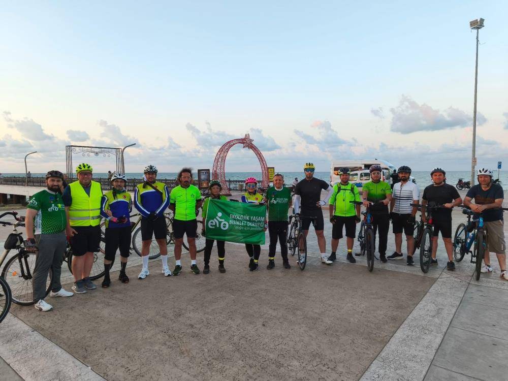 Samsun'da bisikletliler çocuklar için pedal çevirecek